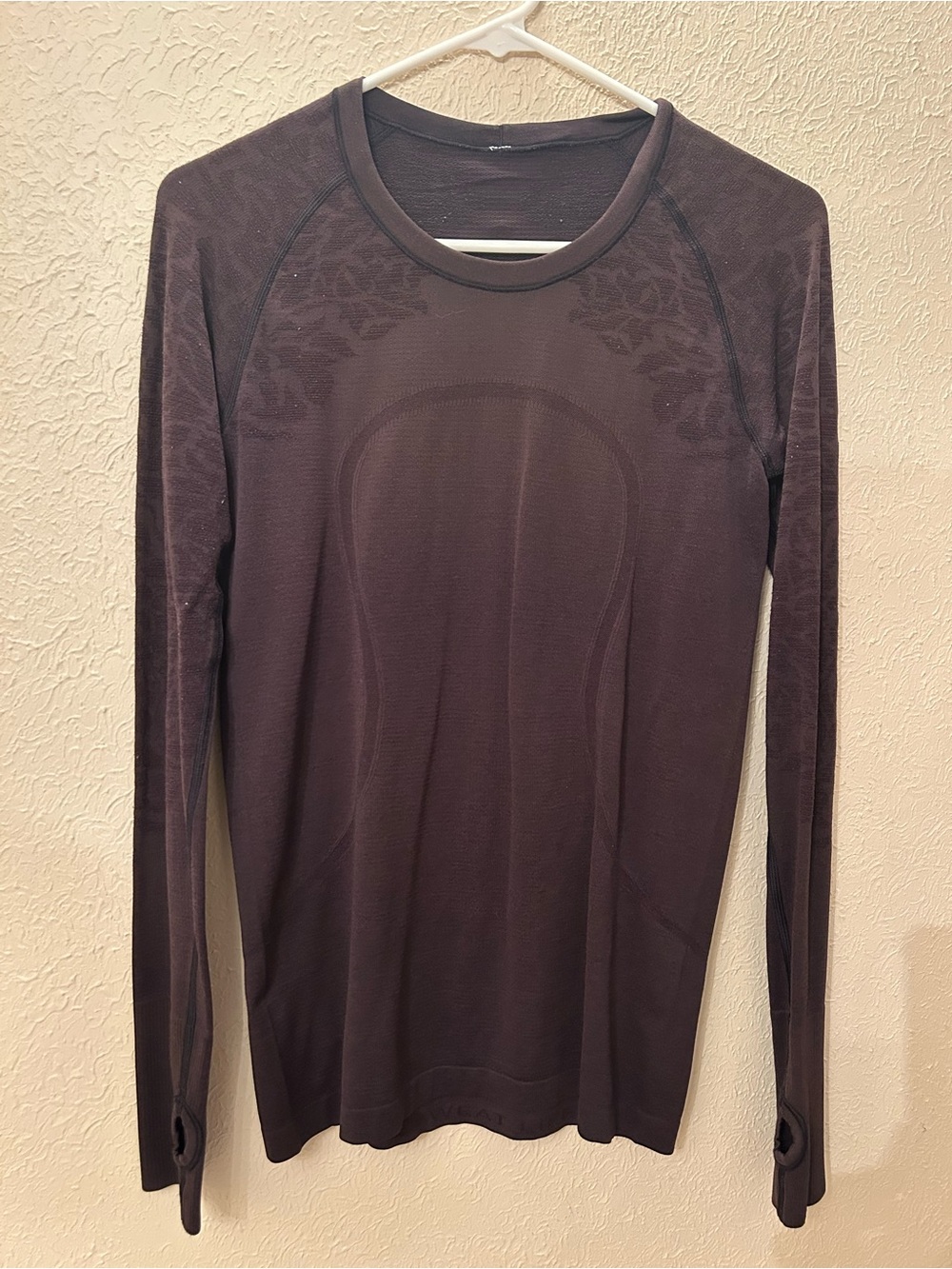 lululemon athletica Swiftly Tech Long Sleeve - Marion/Burgundy